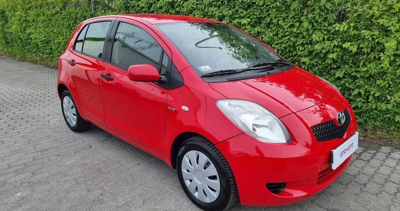 Toyota Yaris cena 11900 przebieg: 199000, rok produkcji 2008 z Warszawa małe 407